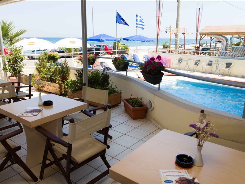 ريثيمنو Marilyn Apartments المظهر الخارجي الصورة